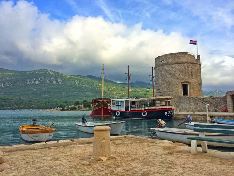 Ston Oyster & Wine Tasting Private Tour From Dubrovnik - Lunch on Ostrog: oysters, buzara mussels, and wine