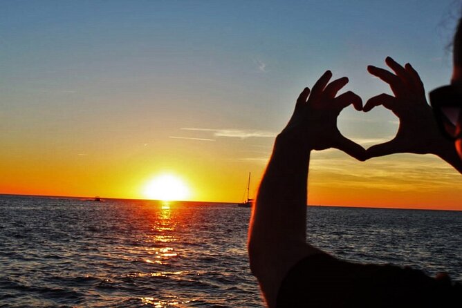 Sunset Cruise - Who will enjoy this cruise most