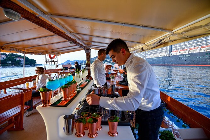 Sunset Cruise | Cocktail Experience on Board around Dubrovnik - What the crew does well