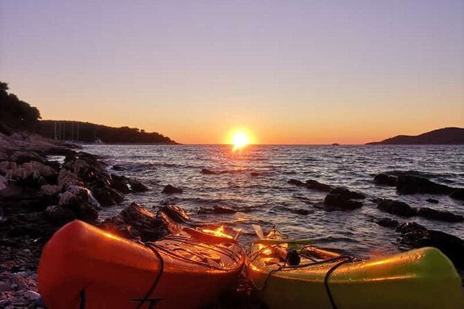 Sunset Kayak Tour in Hvar Town, Croatia - Key points at a glance