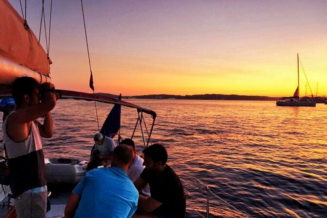 Sunset Sailing Tour on the Pakleni Islands - The skippers can shape the whole evening