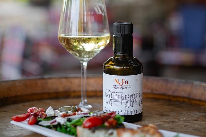 Taste of Istria - wine, brandy, vinegar, local food - Arriving at Tre Terre Estate near Momjan