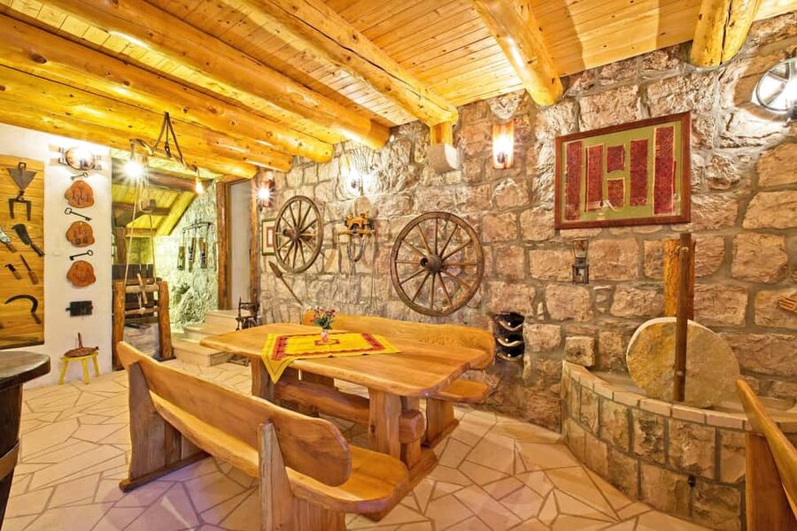 Taste & Tradition of Dubrovnik Countryside - Ending at Brajković Winery