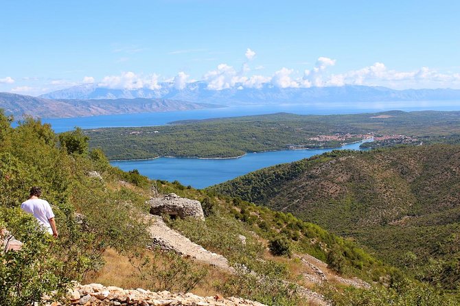 The Best of Hvar Small Group with Wine Tasting and Local meal - Why this tour works for seeing inland Hvar