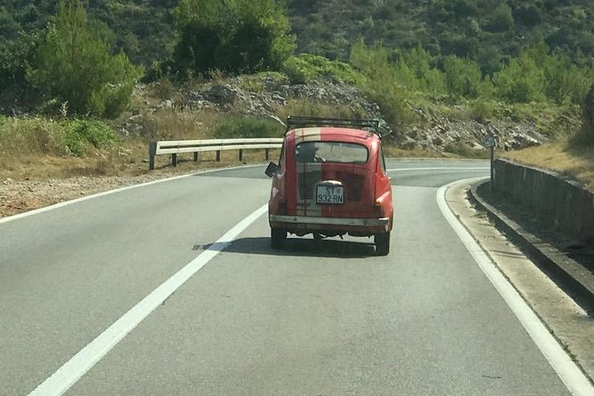 The Best of Hvar Small Group with Wine Tasting and Local meal - Island wine at Tomić or Carić