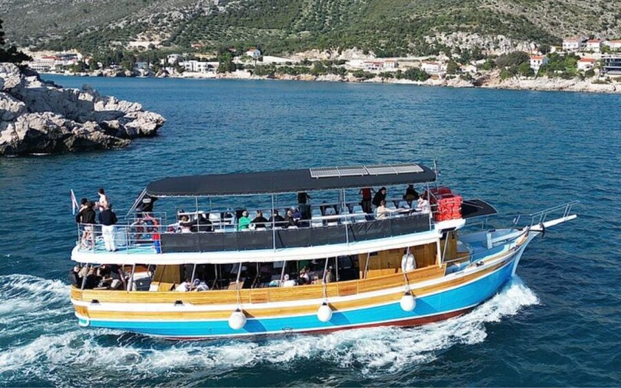 Three Island Boat Tour With Lunch - Kolocep closes the island route