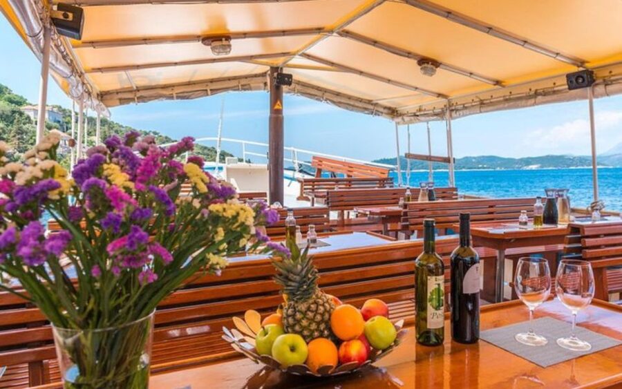 Three Island Boat Tour With Lunch - Lunch, drinks, and the value of an all-inclusive day