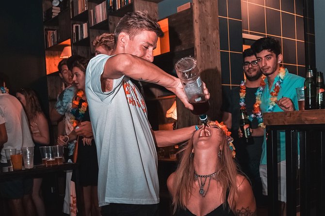 Tower Pub Crawl in Split - The first bars and the social warm-up