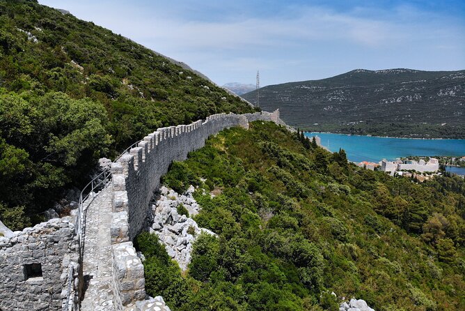 Transfer Dubrovnik to Split with Sightseeing in Ston Town - Ston Salt Works and the story of salt