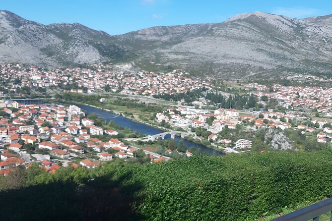Trebinje Gastro Tour From Dubrovnik - Guides, vehicle, and group size