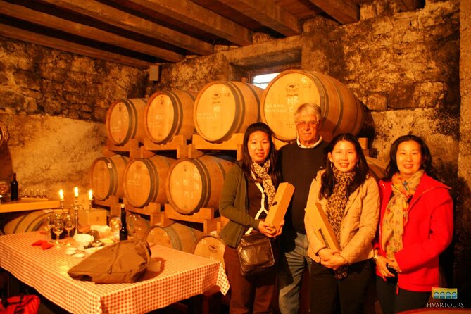 Twice the Wine - Two wineries half day tour, with delicacies - What you learn about Hvar wine