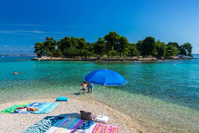Visit 2 Islands of Zadar on a traditional wooden boat during half-day trip - What kind of skipper should you expect?