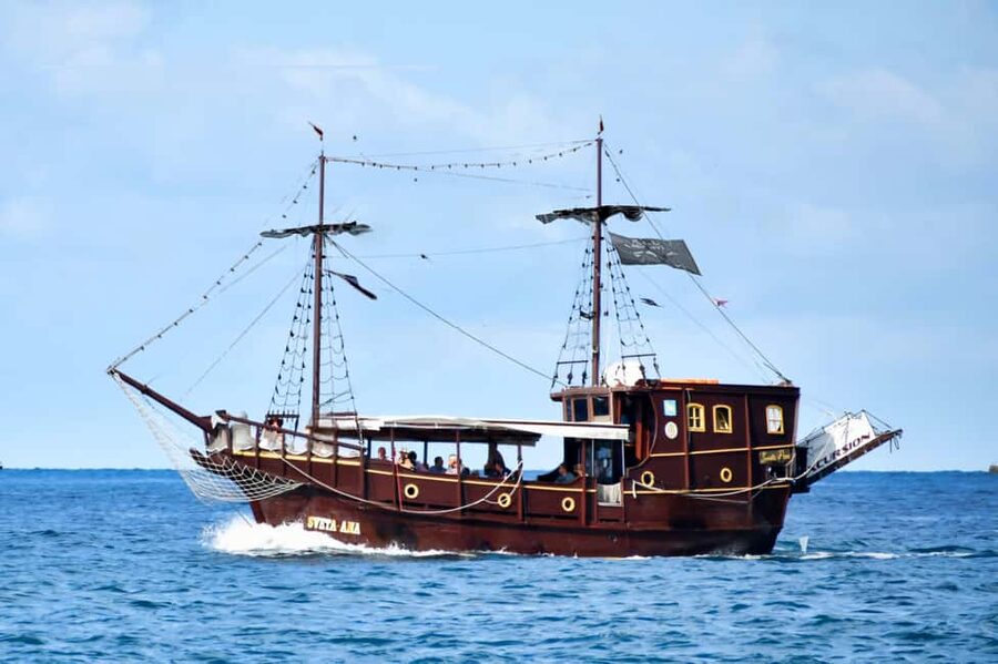 Vrsar: Dolphin Watching Boat Ride - Setting out from the Pirate Boat Sveta Ana