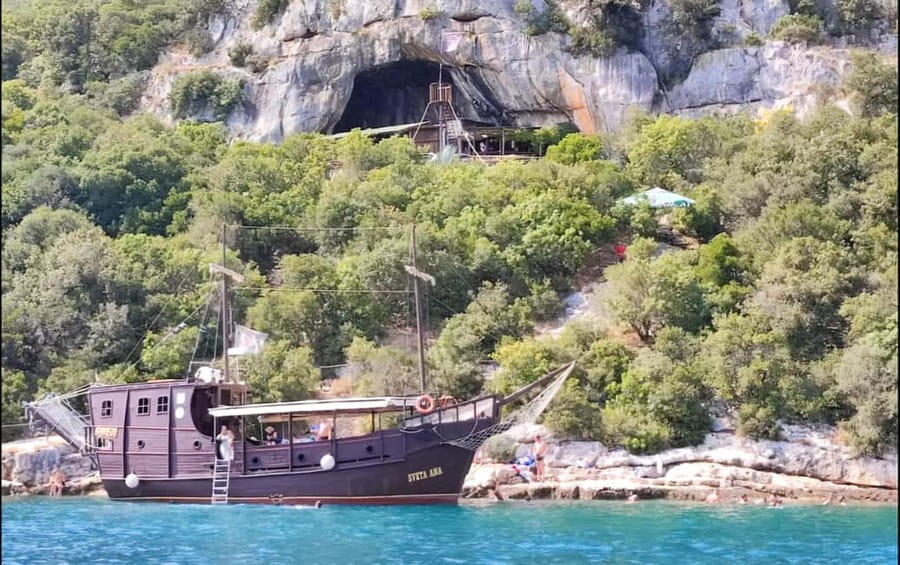 Vrsar: Lim Fjord Boat Tour with Swimming near Pirate's Cave - Why the Lim Fjord setting matters