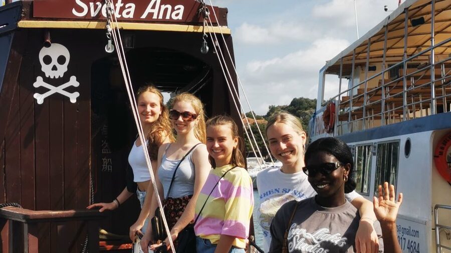 Vrsar: Lim Fjord Boat Tour with Swimming near Pirate's Cave - What the ride is like from Vrsar