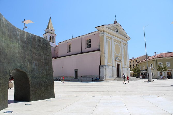Walking Tour of Poreč - Roman planning and Venetian buildings in the Old Town