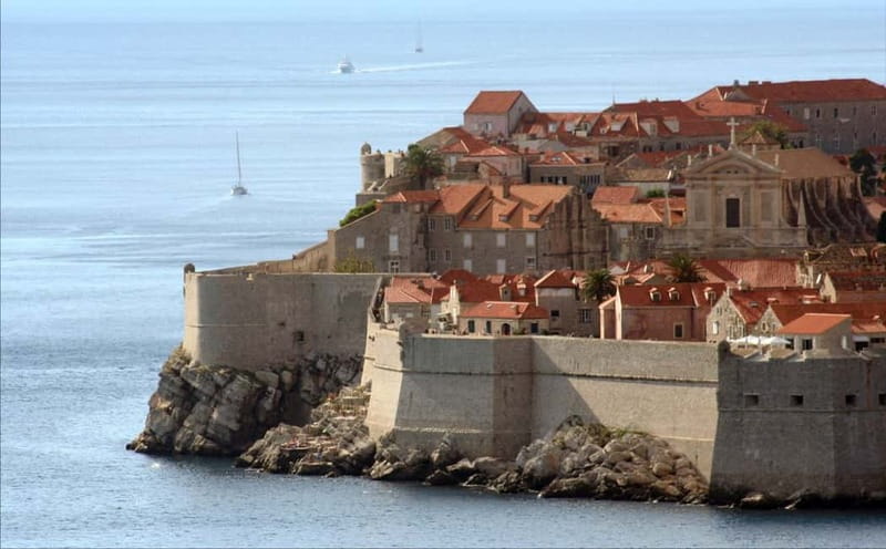 Walls of Dubrovnik: Small-Group 2-Hour Tour With a Local - Minčeta Fortress and the highest views