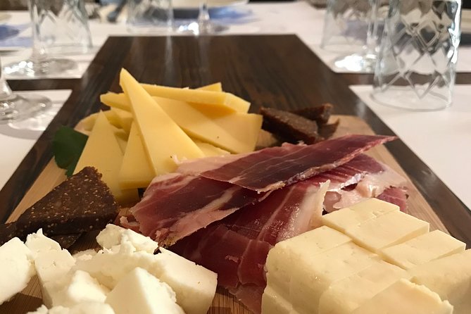 Wine Lovers tour from Hvar - Dinko, the route, and the small-group advantage
