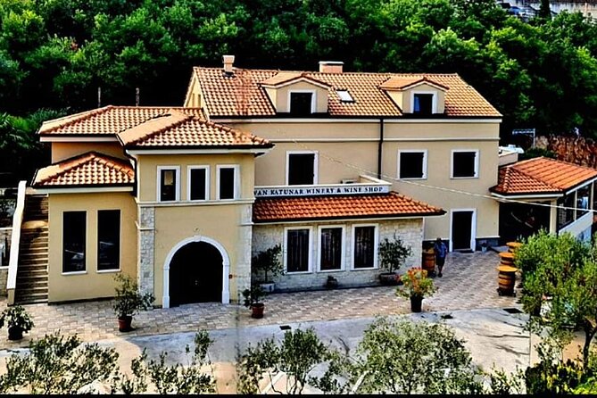 Winery Tour and Tasting with the Sommelier in KRK - A family winery in the heart of Vrbnik