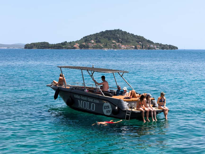 Zadar: 3 Islands Luxury Boat Tour with Aperol Spritz - Leaving Zadar through Foša Harbor