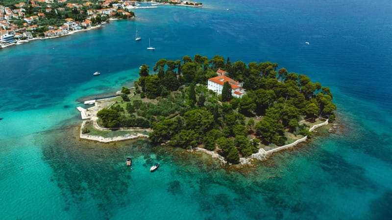 Zadar: 3 Islands Snorkeling Cruise with Prosecco - Leaving Foša Harbor with Zadar behind you