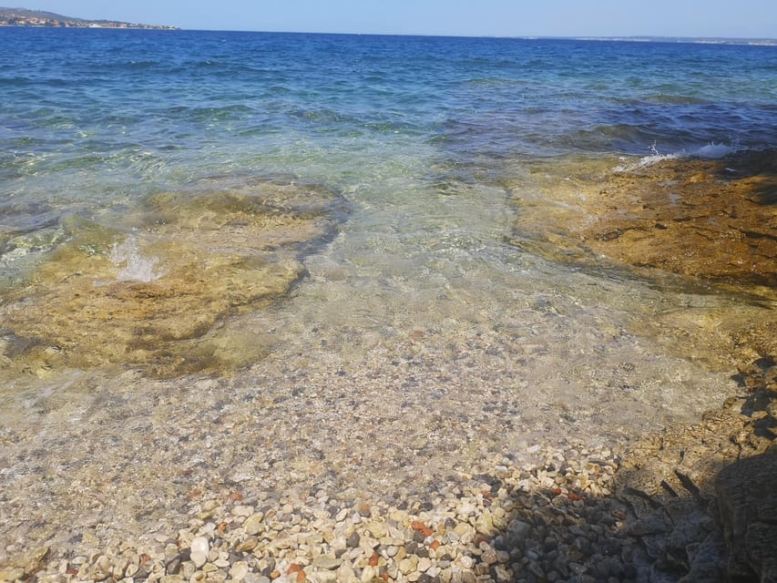 Zadar: 3-Stop Blue Lagoon & Snorkeling Cruise with Drinks - Stop two: A small Dalmatian village on Ugljan