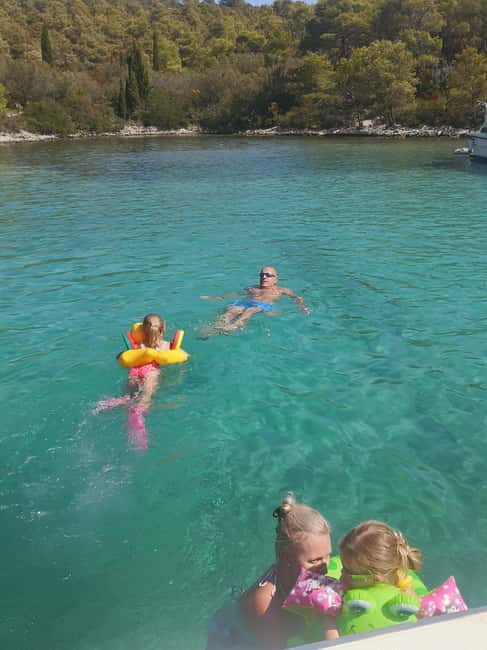 Zadar: 3-Stop Blue Lagoon & Snorkeling Cruise with Drinks - The ride back to Zadar