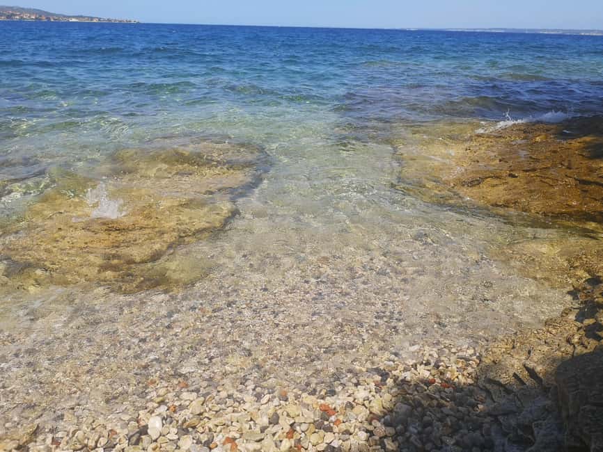 Zadar: 3-Stop Blue Lagoon & Snorkeling Cruise with Drinks - What the $35 price really includes