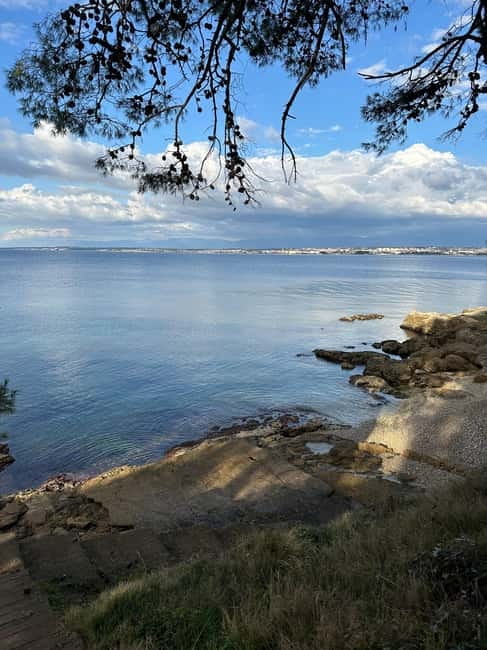 Zadar: Half-day trip wooden boat with drinks - ALL INCLUSIVE - Drinks, snorkeling gear, and the $34 price