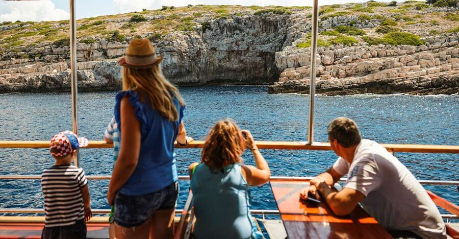 Zadar: Kornati and Telašćica Full-Day Boat Trip with Lunch - Breakfast, lunch, wine, and what to pack