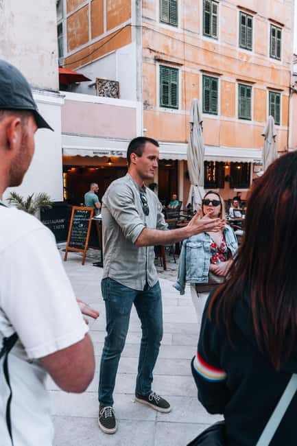 Zadar: Old Town Walking Tour - Hearing the Sea Organ at the end of the route