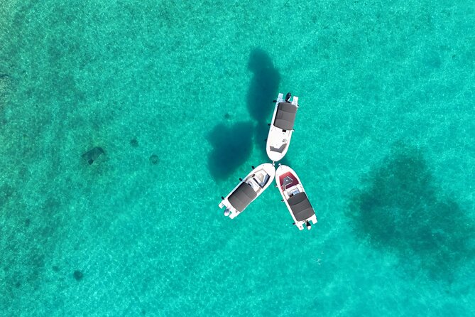 Zadar: Original Island-Hopping Speedboat Tour - Finding ParkbankFoša before the boat leaves