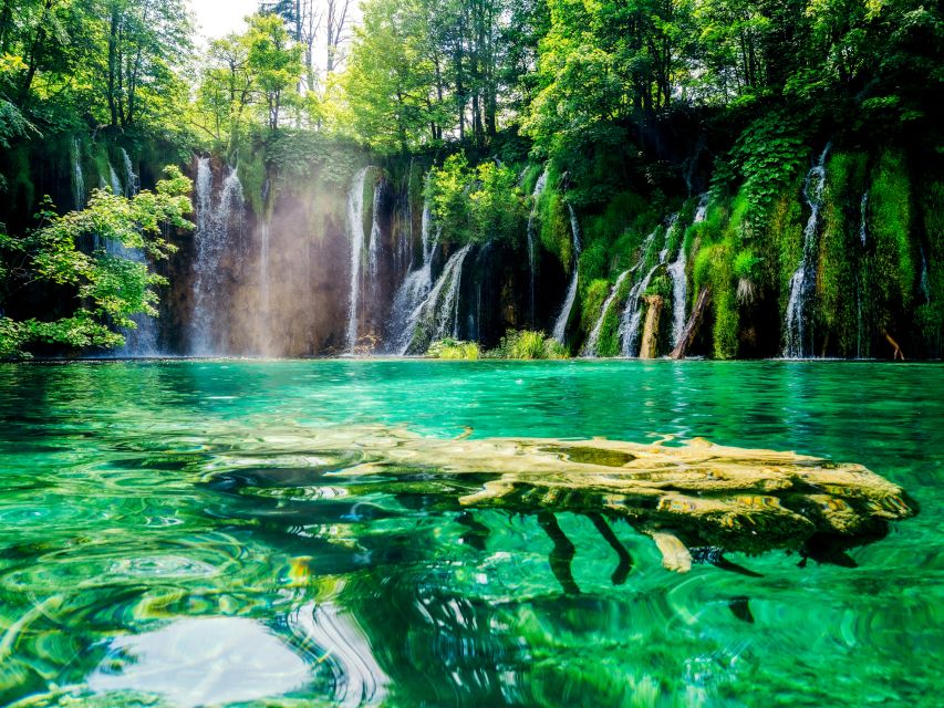 Zadar: Plitvice Lakes with Boat Ride and Zadar Old Town Tour - Adding the Zadar Old Town walk