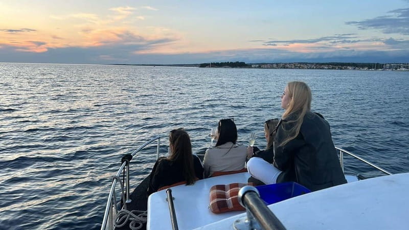 Zadar: Sunset boat tour with champagne - Champagne, music, and the practical side of the ride