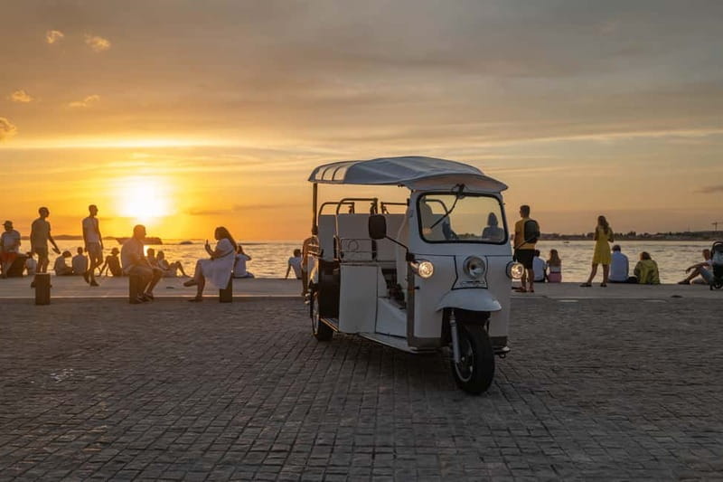 Zadar: Sunset Eco Tuk Tuk Tour - Roman stones at the Forum