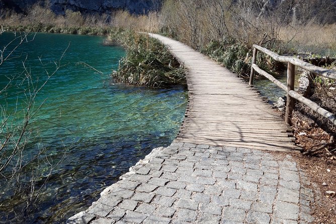 Zadar to Plitvice lakes: Guided tour with pre-booked tickets - Entering Plitvice through Gate 1 at 10:00 AM