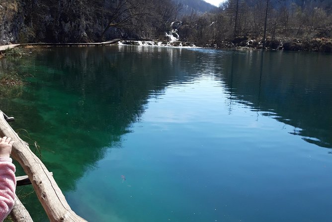 Zadar to Plitvice lakes: Guided tour with pre-booked tickets - The boat ride and electric train