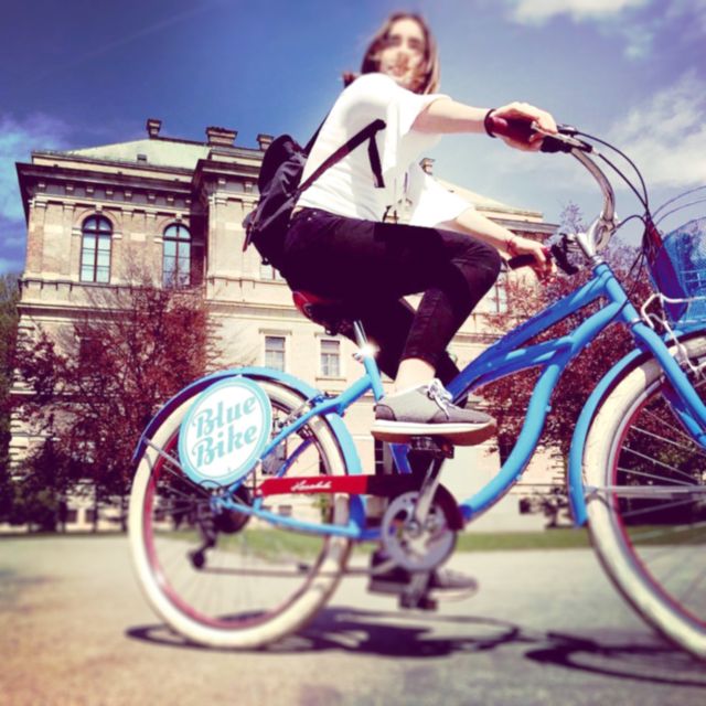 Zagreb: 2.5-Hour Highlights Bike Tour - What the guides add to the ride