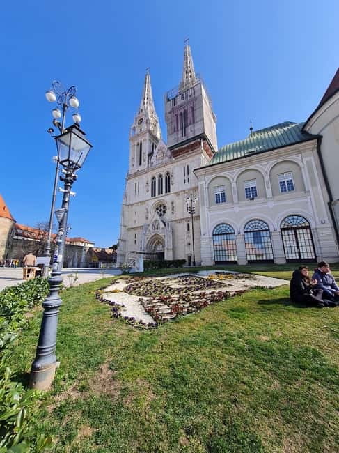 Zagreb: City and WWII Tunnels Walking Tour - Starting at Zrinjevac Park