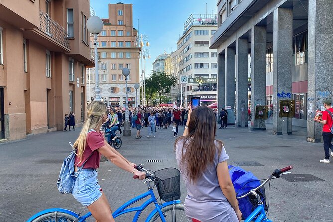 Zagreb Highlights Bike Tour - Cathedral, market, and the move uphill