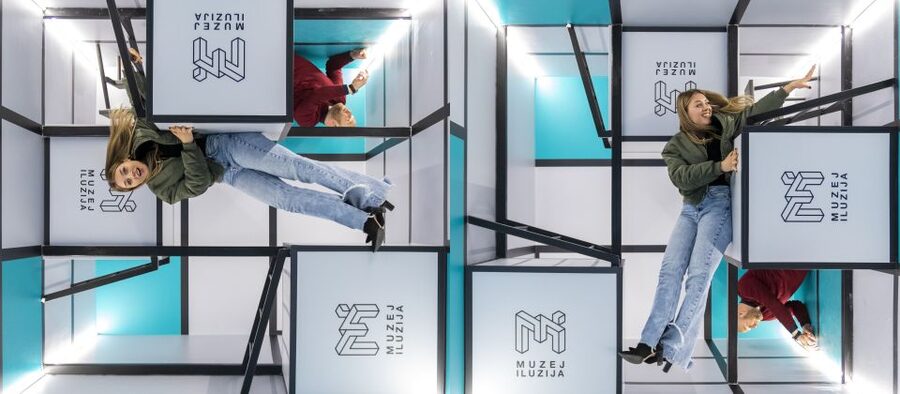 Zagreb: Museum of Illusions Entrance Ticket - The uphill water room and other gravity tricks