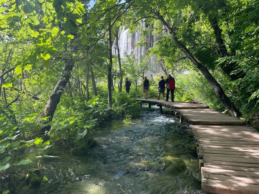 Zagreb: Rastoke & Plitvice Lakes Guided Tour with Ticket - Entering Plitvice Lakes National Park