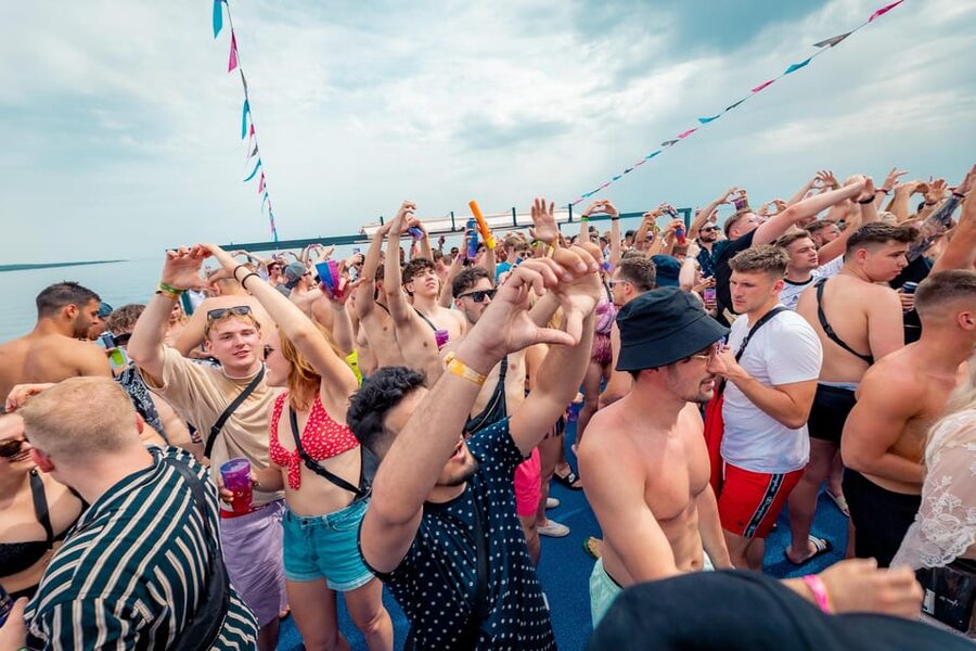 Zrce: Novalja Boat Party Booze Cruise - Who will enjoy this cruise most?